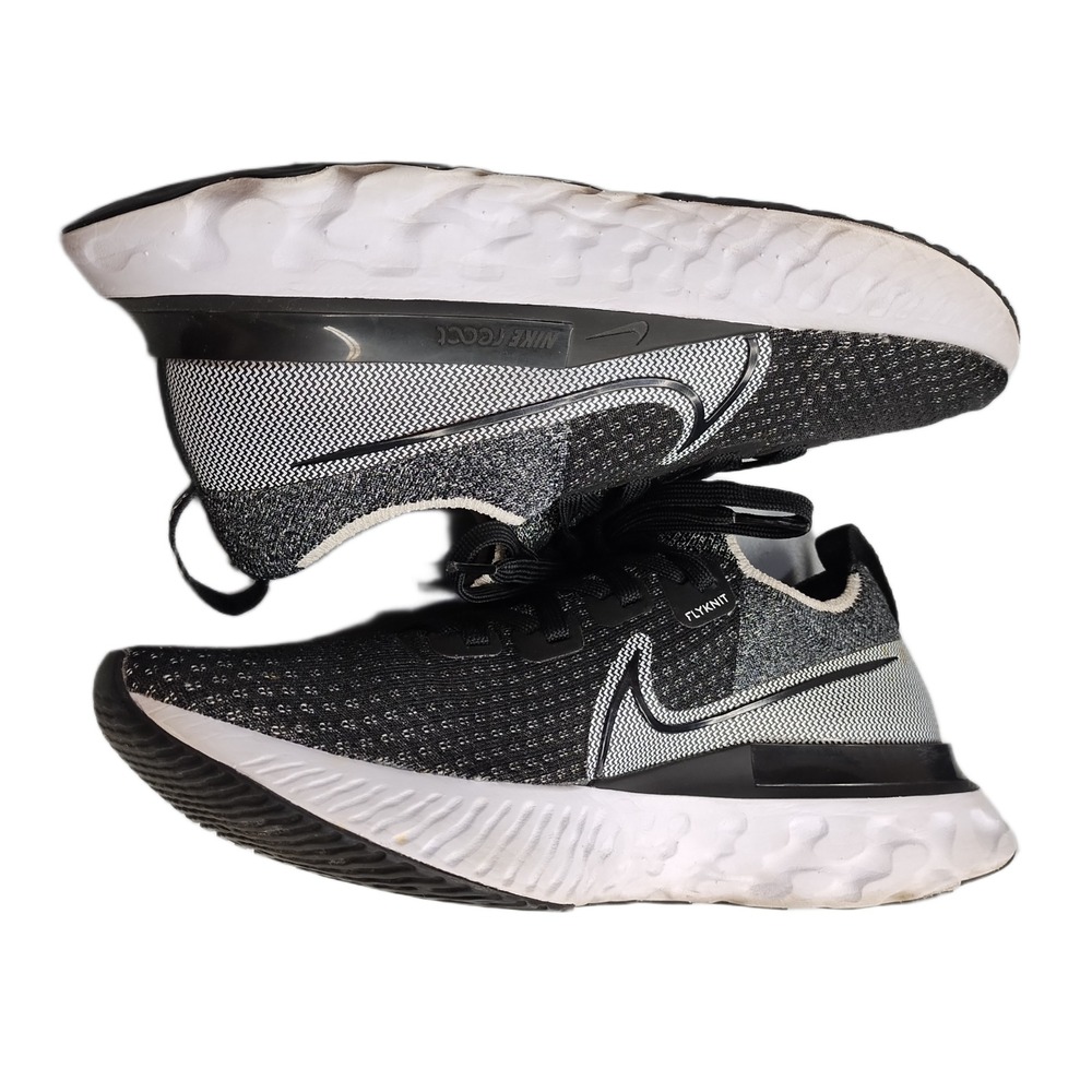 Nike React Infinity Run Flyknit Sneakers Womens Size 8 Black White CD4372-012